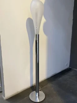 Fioritura - lampa podłogowa ręcznie wykonanaze szkła dmuchanego Murano